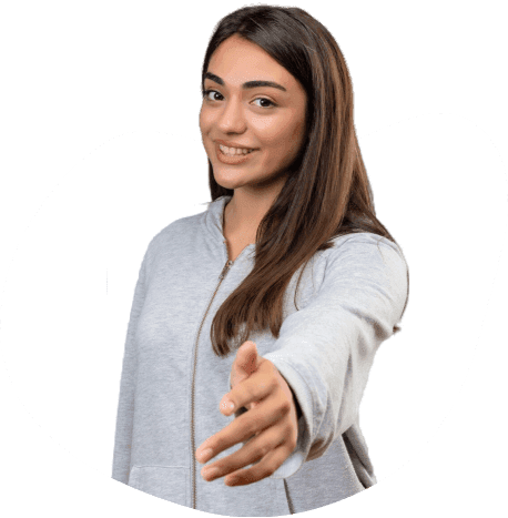 Mulher preparada para dar um aperto de mão